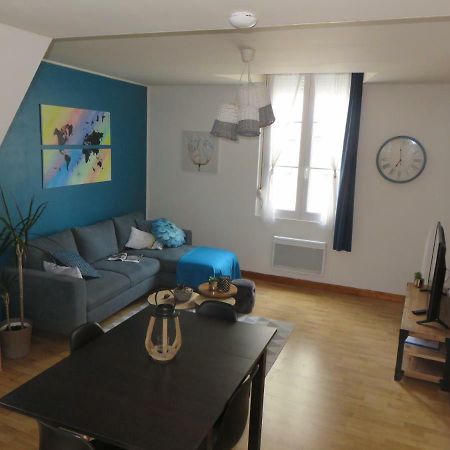 Grand Appartement Chaleureux Thouars Exterior foto
