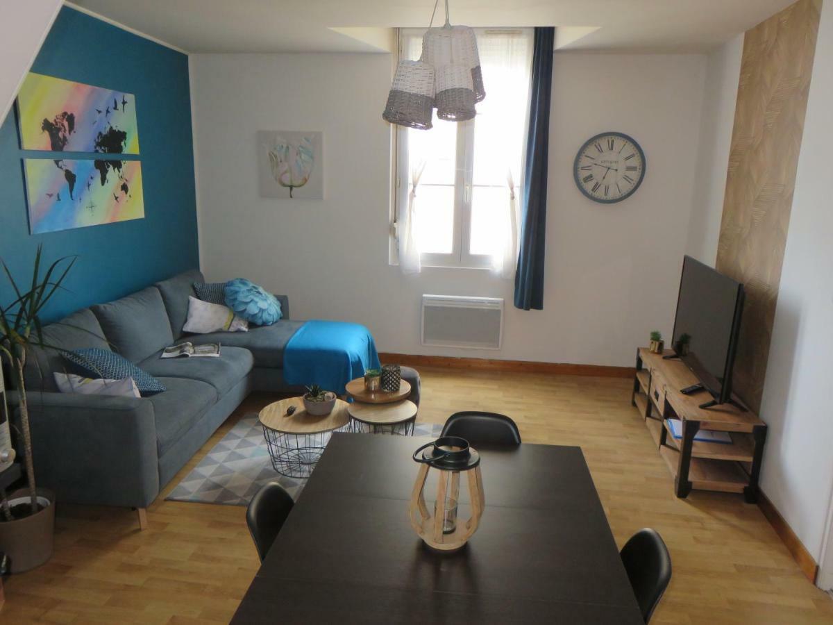 Grand Appartement Chaleureux Thouars Exterior foto